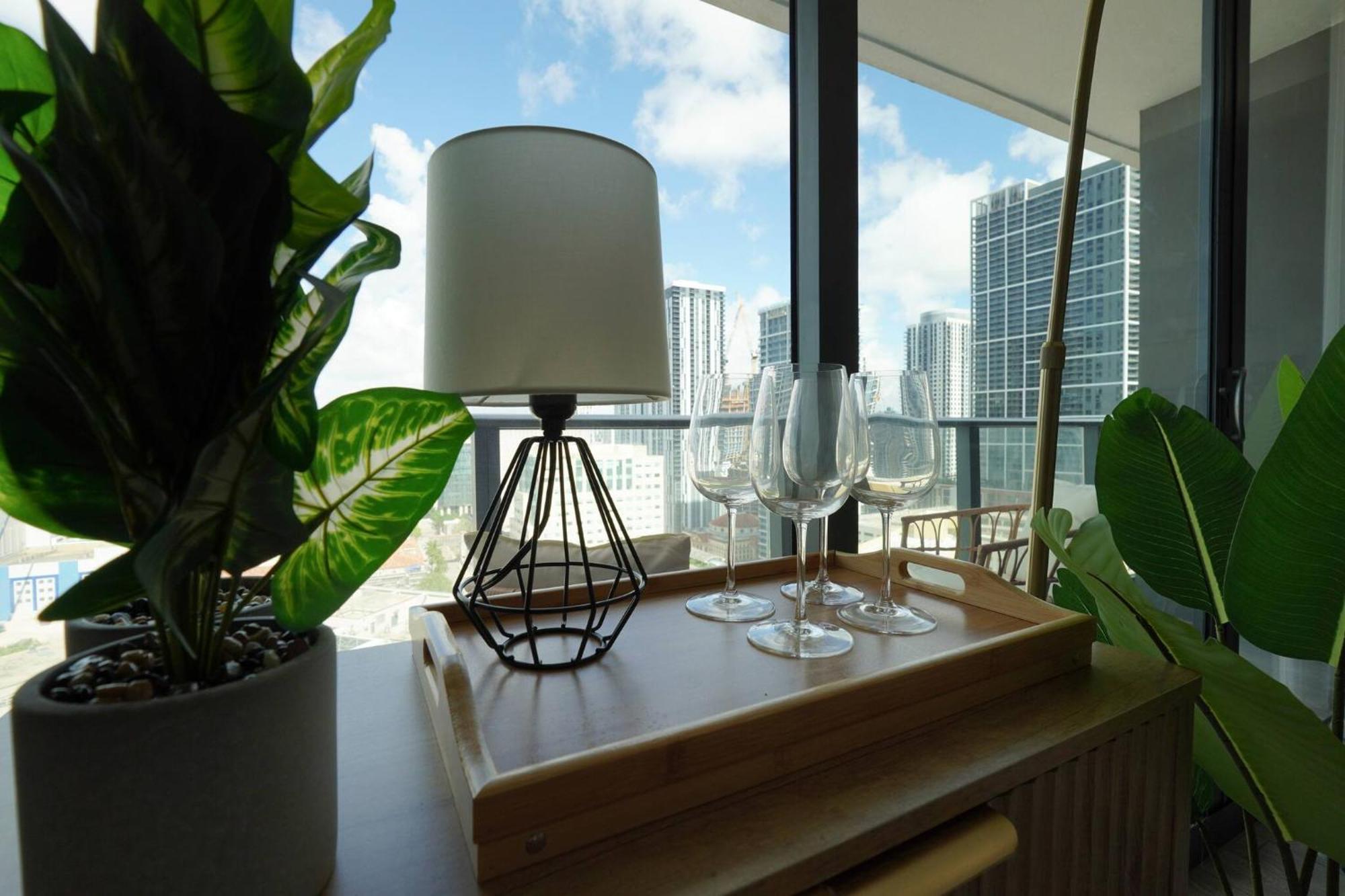 Cadenza Miami - Luxury Residences Hotel *