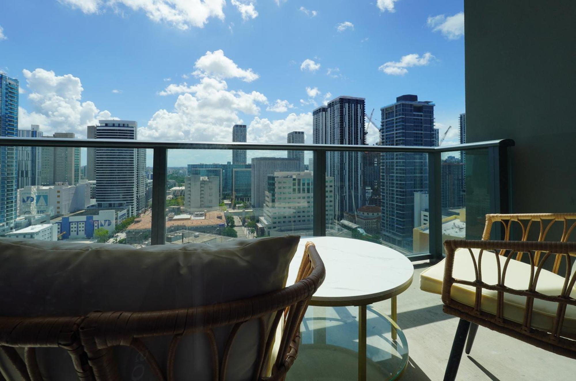 Hotel Cadenza Miami - Luxury Residences Miami